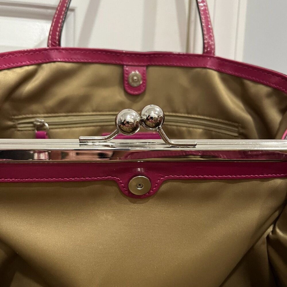 COACH Hot Pink Patent Leather Signature Carryall Kisslock Bag - Picture 11 of 13